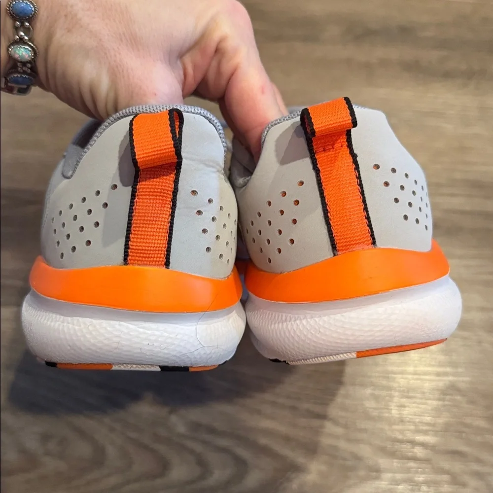 Under Armour UA Boys Grade School Assert 9 Running Shoes Boy's 7Y